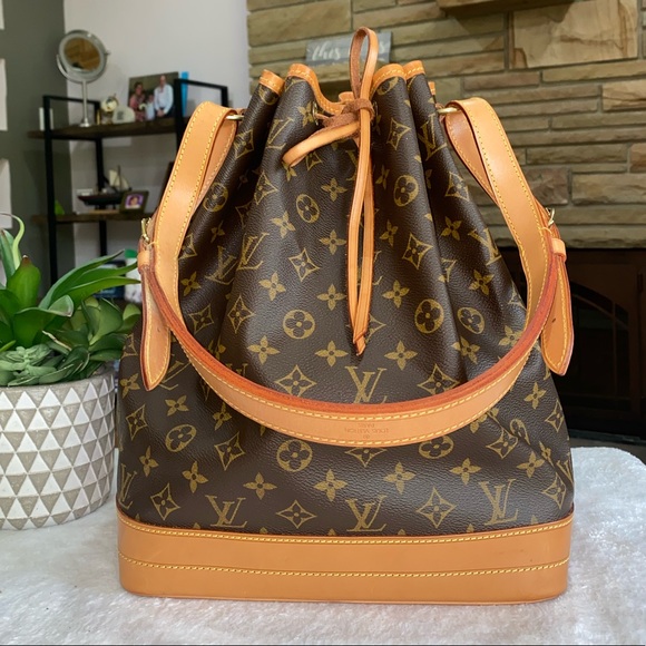 Louis Vuitton Handbags - ❤️authentic lv